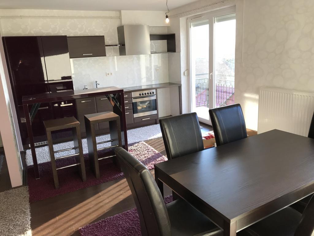 פץ' Deluxe Home מראה חיצוני תמונה